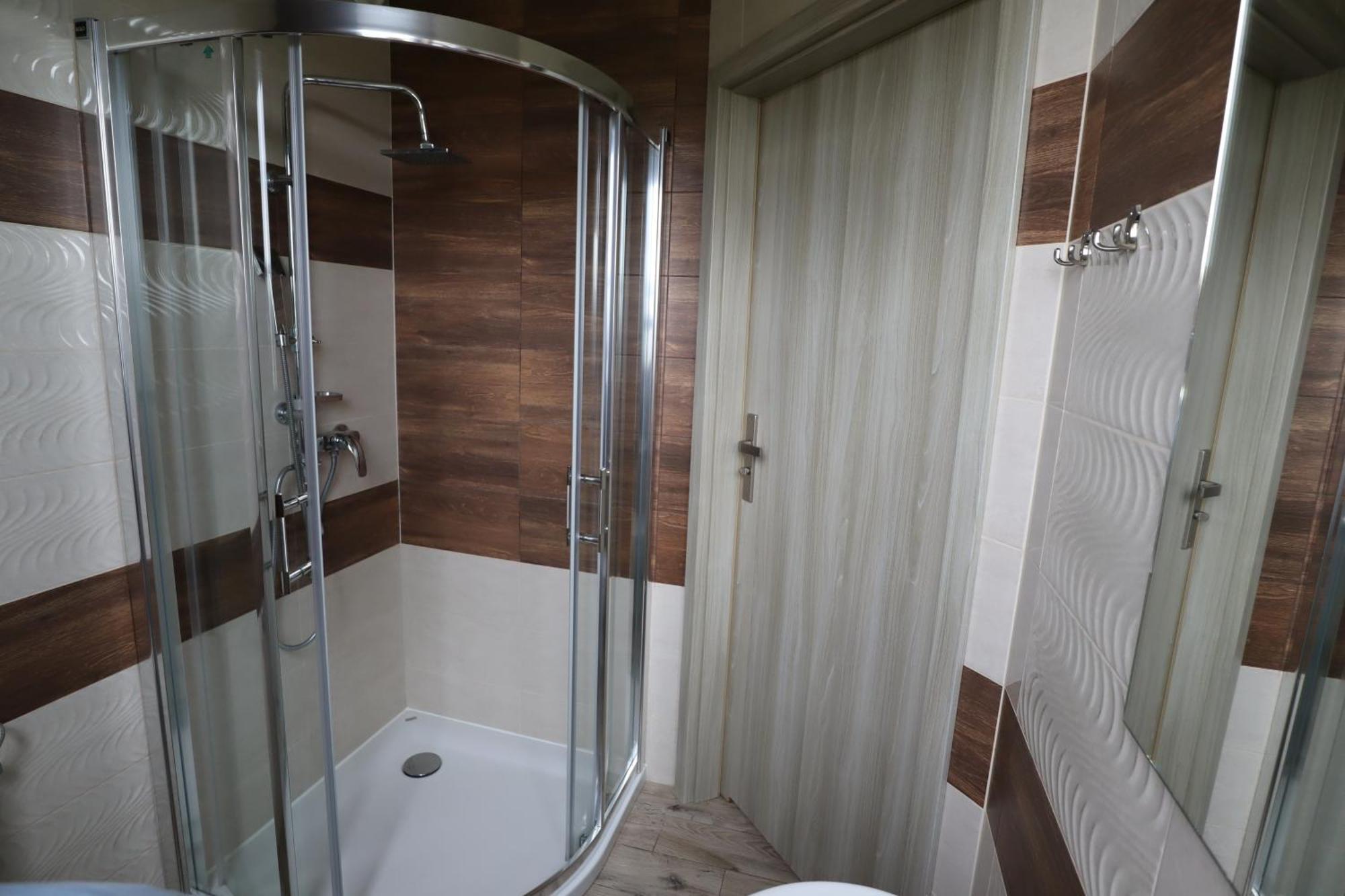 Neptun Bed & Breakfast *